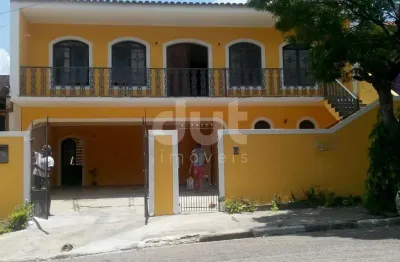 Casa com 3 quartos à venda na alameda carlos de carvalho vieira braga, 119, chácaras alpina, valinhos, 375 m2 por r$ 890.000