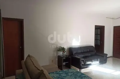 Casa com 3 quartos à venda na Rua São José do Rio Preto, 873, Jardim Nova Europa, Campinas, 140 m2 por R$ 590.000