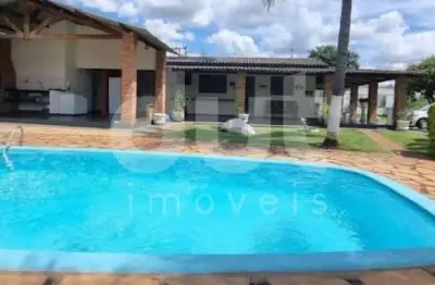 Chácara / sítio com 3 quartos para alugar na alameda mariana prudente corrêa, 803, contendas, valinhos, 300 m2 por r$ 6.000