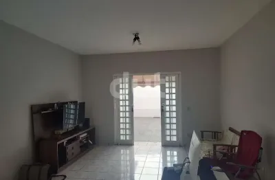 Casa com 4 quartos à venda na Rua Pascoal Notte, 121, Parque Taquaral, Campinas, 170 m2 por R$ 620.000