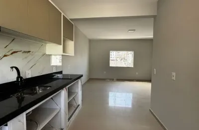 Apartamento amplo no bairro das nações em balneário camboriú