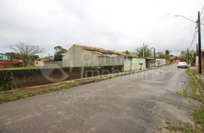 Terreno à venda na Belmira Novaes, Peruíbe 