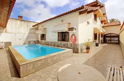 Casa à venda com piscina e 5 quartos em peruíbe, no bairro cidade nova peruíbe