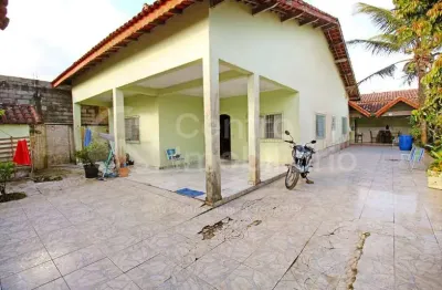 Casa à venda com 3 quartos em peruíbe, no bairro jardim somar