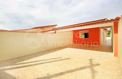 Casa à venda com 3 quartos em peruíbe, no bairro estancia antonio novaes