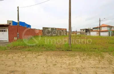 Terreno à venda no Jardim Veneza, Peruíbe 