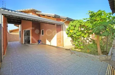 Casa à venda com 3 quartos em peruíbe, no bairro parque turistico