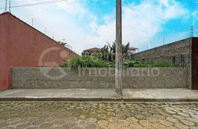 Terreno à venda na Belmira Novaes, Peruíbe 