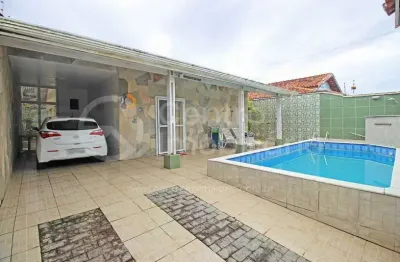 Casa à venda com piscina e 3 quartos em peruíbe, no bairro balneario florida