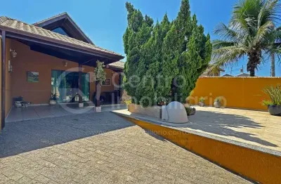 Casa à venda com 3 quartos em peruíbe, no bairro balneário casa blanca