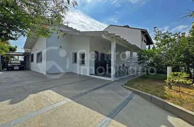 Casa à venda com 4 quartos em peruíbe, no bairro cidade nova peruíbe