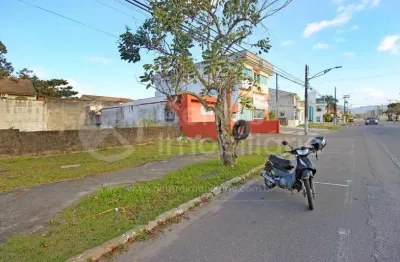 Casa à venda com 3 quartos em peruíbe, no bairro estancia sao jose