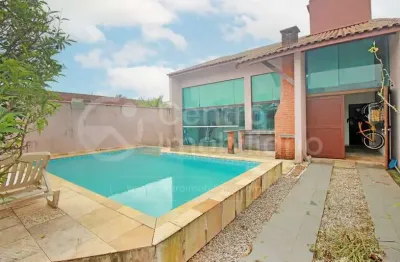 Casa à venda com piscina e 5 quartos em peruíbe, no bairro parque balneario oasis