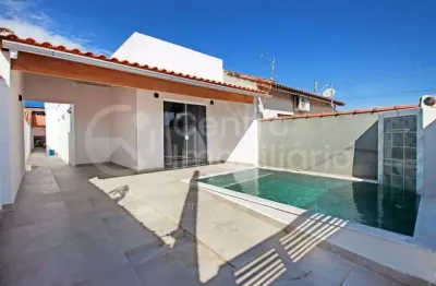 Casa à venda com piscina e 2 quartos em peruíbe, no bairro cidade nova peruíbe