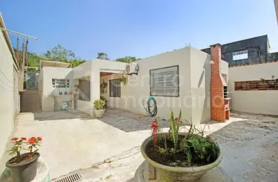 Casa à venda com 2 quartos em peruíbe, no bairro estancia sao jose