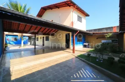 Casa à venda com 4 quartos em peruíbe, no bairro belmira novaes