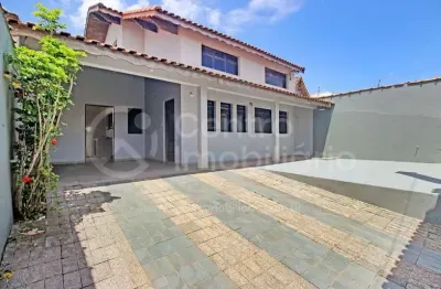 Casa à venda com 3 quartos em peruíbe, no bairro jardim icaraiba