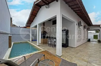 Casa à venda com piscina e 3 quartos em peruíbe, no bairro balneario sao joao batista