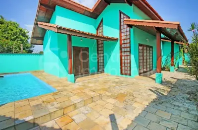 Casa à venda com piscina e 3 quartos em peruíbe, no bairro estancia balnearia convento velho