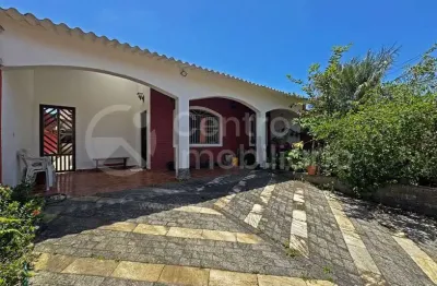 Casa à venda com 3 quartos em peruíbe, no bairro parque balneario oasis
