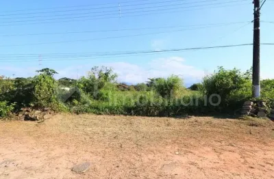 Terreno em condomínio fechado à venda no Bougainvillee V, Peruíbe 