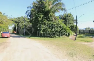 Terreno em condomínio fechado à venda no Jardim São Luis, Peruíbe 