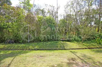 Terreno em condomínio fechado à venda no Jardim São Luis, Peruíbe 