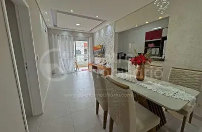 APARTAMENTO à venda com 2 quartos (1 suítes) em Peruíbe, no bairro Centro