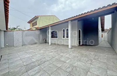 Casa à venda com 3 quartos em peruíbe, no bairro jardim star