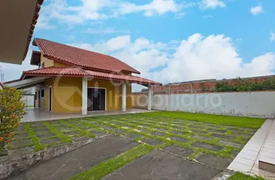 Casa à venda com 3 quartos em peruíbe, no bairro maria h novaes