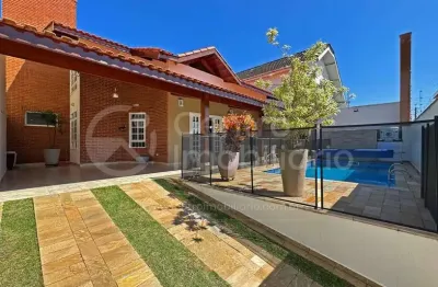 Casa à venda com piscina e 3 quartos em peruíbe, no bairro parque turistico