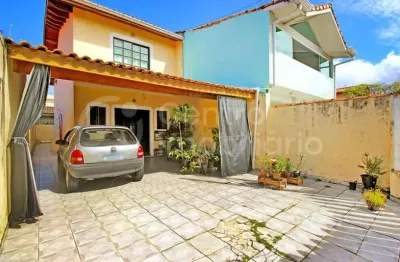 Casa à venda com 2 quartos em peruíbe, no bairro parque d aville