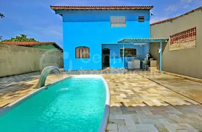 Casa à venda com piscina e 6 quartos em peruíbe, no bairro belmira novaes