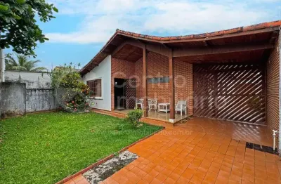 Casa à venda com 3 quartos em peruíbe, no bairro cidade nova peruíbe