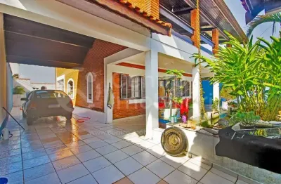 Casa à venda com piscina e 5 quartos em peruíbe, no bairro jardim mar e sol