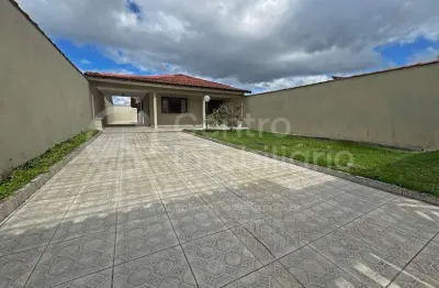 Casa à venda com 2 quartos em peruíbe, no bairro maria h novaes
