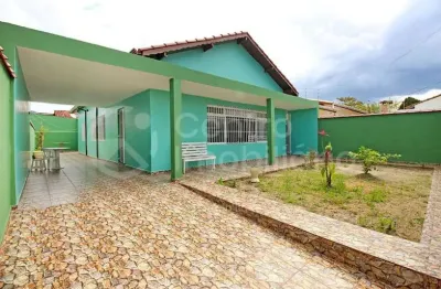 Casa à venda com 3 quartos em peruíbe, no bairro balneario sao joao batista
