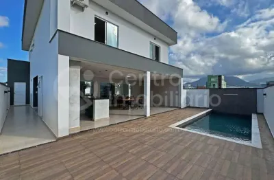 Casa à venda com piscina e 3 quartos em peruíbe, no bairro residencial flora rica