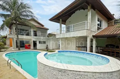 Casa à venda com piscina e 4 quartos em peruíbe, no bairro balneario josedy