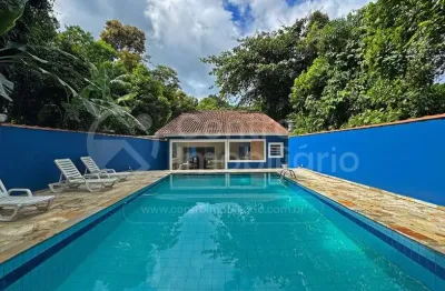 Casa à venda com piscina e 4 quartos em peruíbe, no bairro quinta do guarau