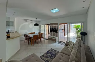 CASA à venda com 4 quartos em Peruíbe, no bairro Cidade Nova Peruíbe