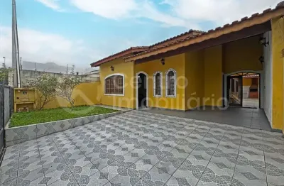 Casa à venda com 3 quartos em peruíbe, no bairro jardim três marias
