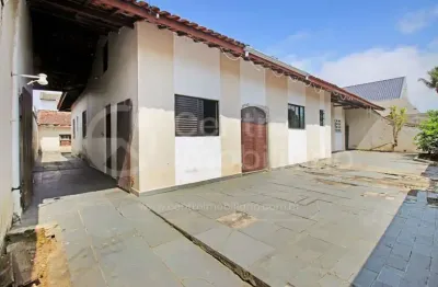Casa à venda com 5 quartos em peruíbe, no bairro jardim três marias