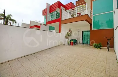 Casa à venda com 3 quartos em peruíbe, no bairro balneario barra de jangada
