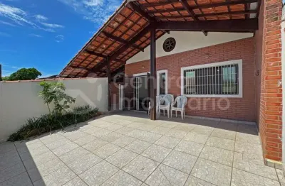Casa à venda com 3 quartos em peruíbe, no bairro balneario barra de jangada