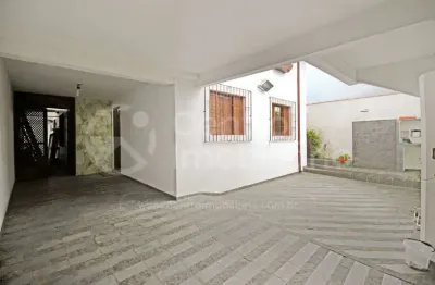 Casa com 5 quartos à venda no Centro, Peruíbe 