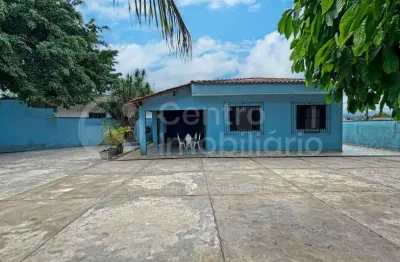 Casa com 3 quartos à venda no Jardim Itatins, Peruíbe 