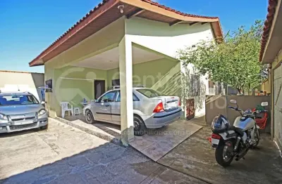 Casa à venda com 3 quartos em peruíbe, no bairro estancia balnearia convento velho