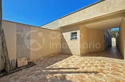 Casa à venda com 2 quartos em peruíbe, no bairro estancia sao jose
