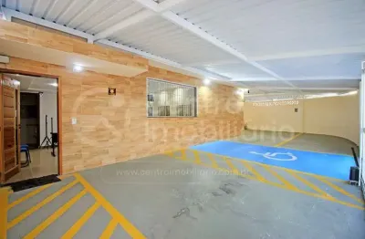 Casa à venda com 2 quartos em peruíbe, no bairro centro